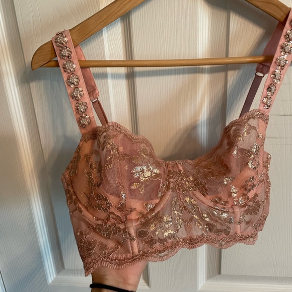 Vicoria's Secret bra/corset - Picture 1 of 8